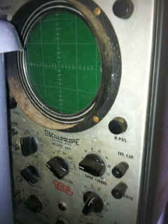 IMG_3929.JPG (235982 bytes)